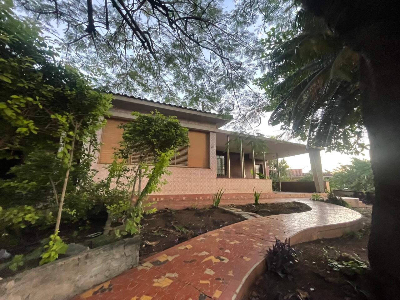 Casa à venda no Centro: 