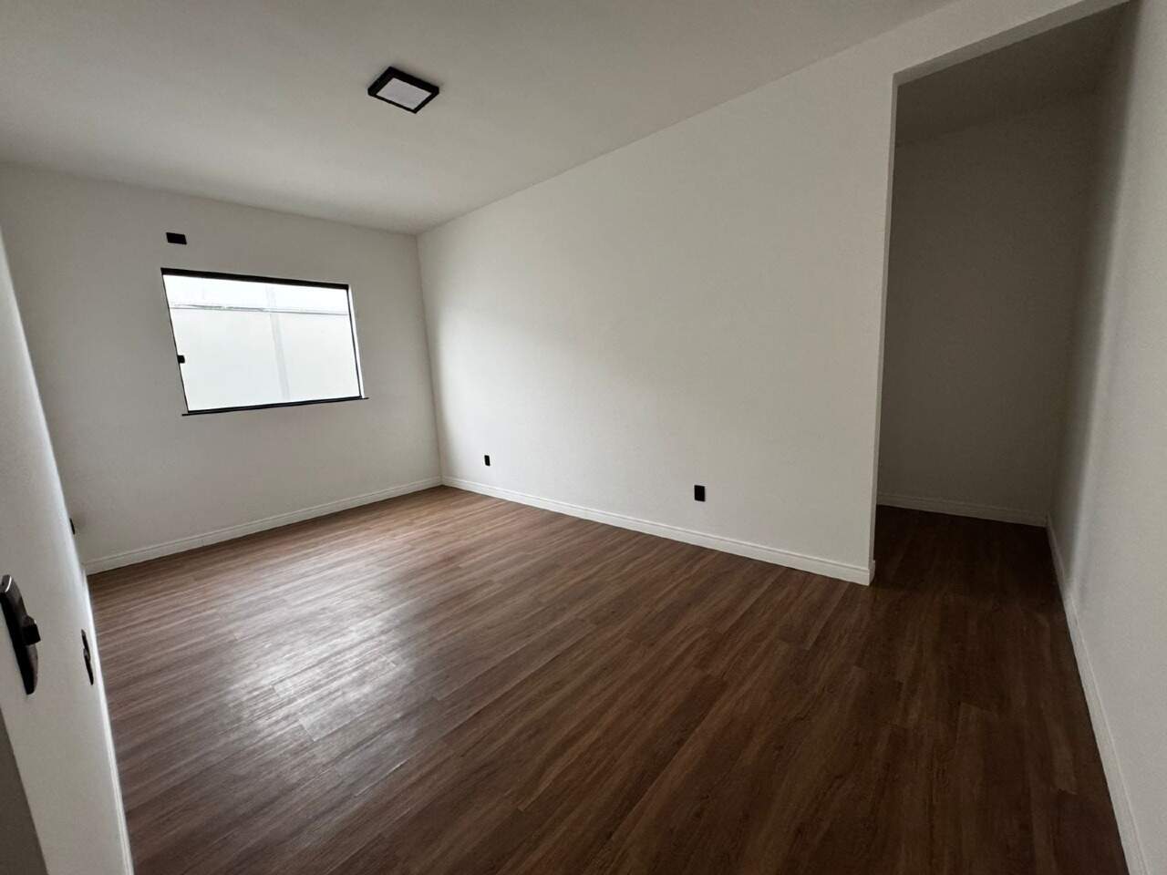 Casa à venda no PARQUE ANDYARA: 