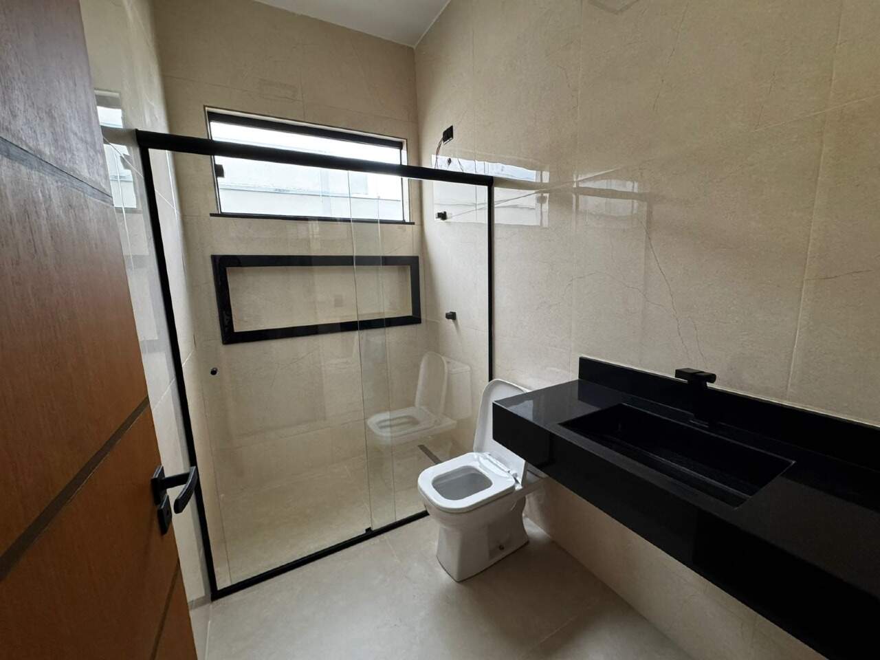Casa à venda no PARQUE ANDYARA: 