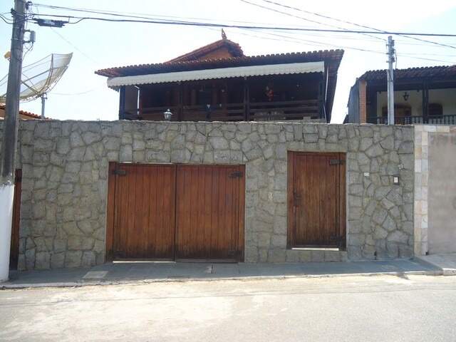 Casa para aluguel no Centro: 