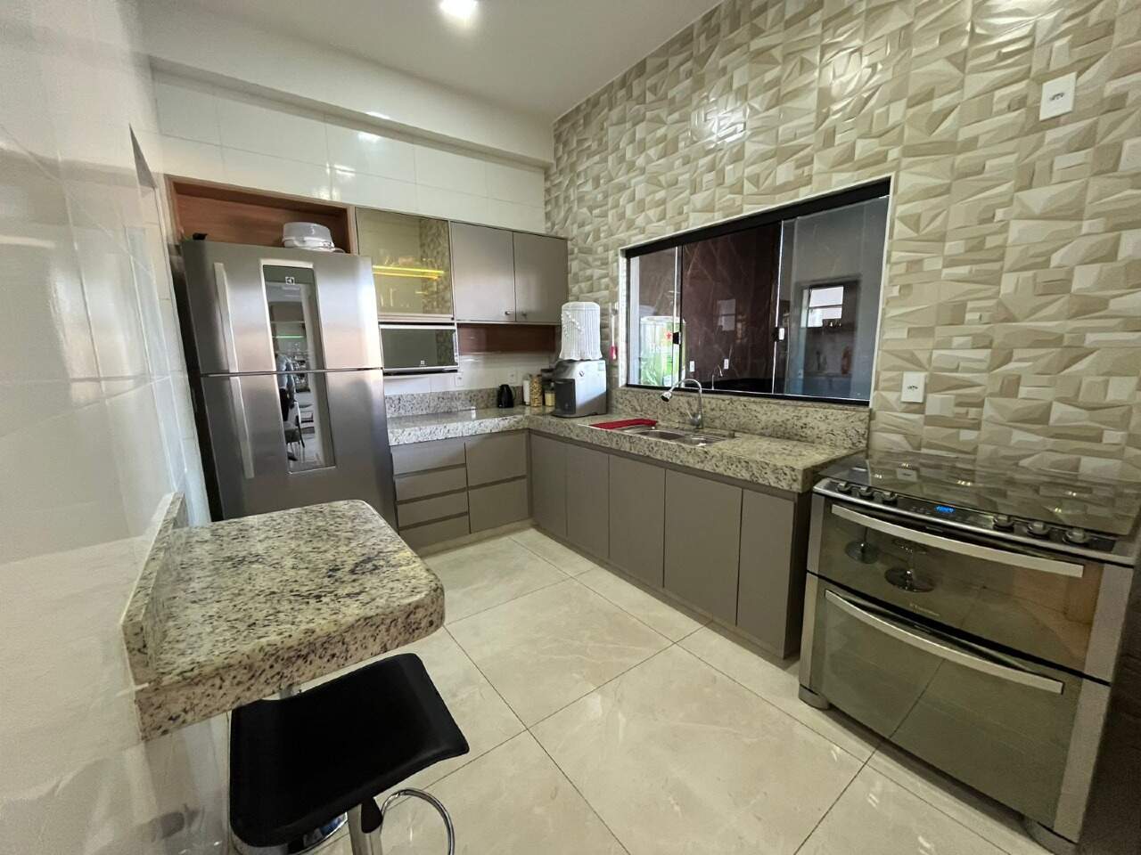 Casa de 2 pavimentos à venda no Vitória Tennis Residence: 