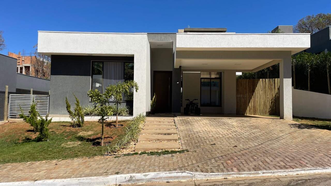 Casa à venda no Gran Royalle: 