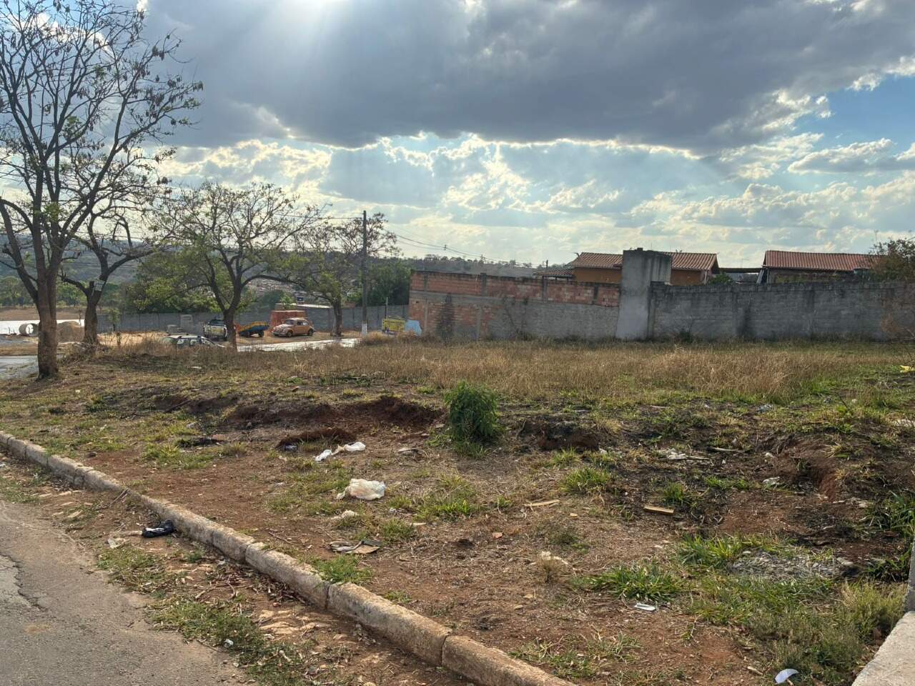 Lote à venda no Cruzeiro: 