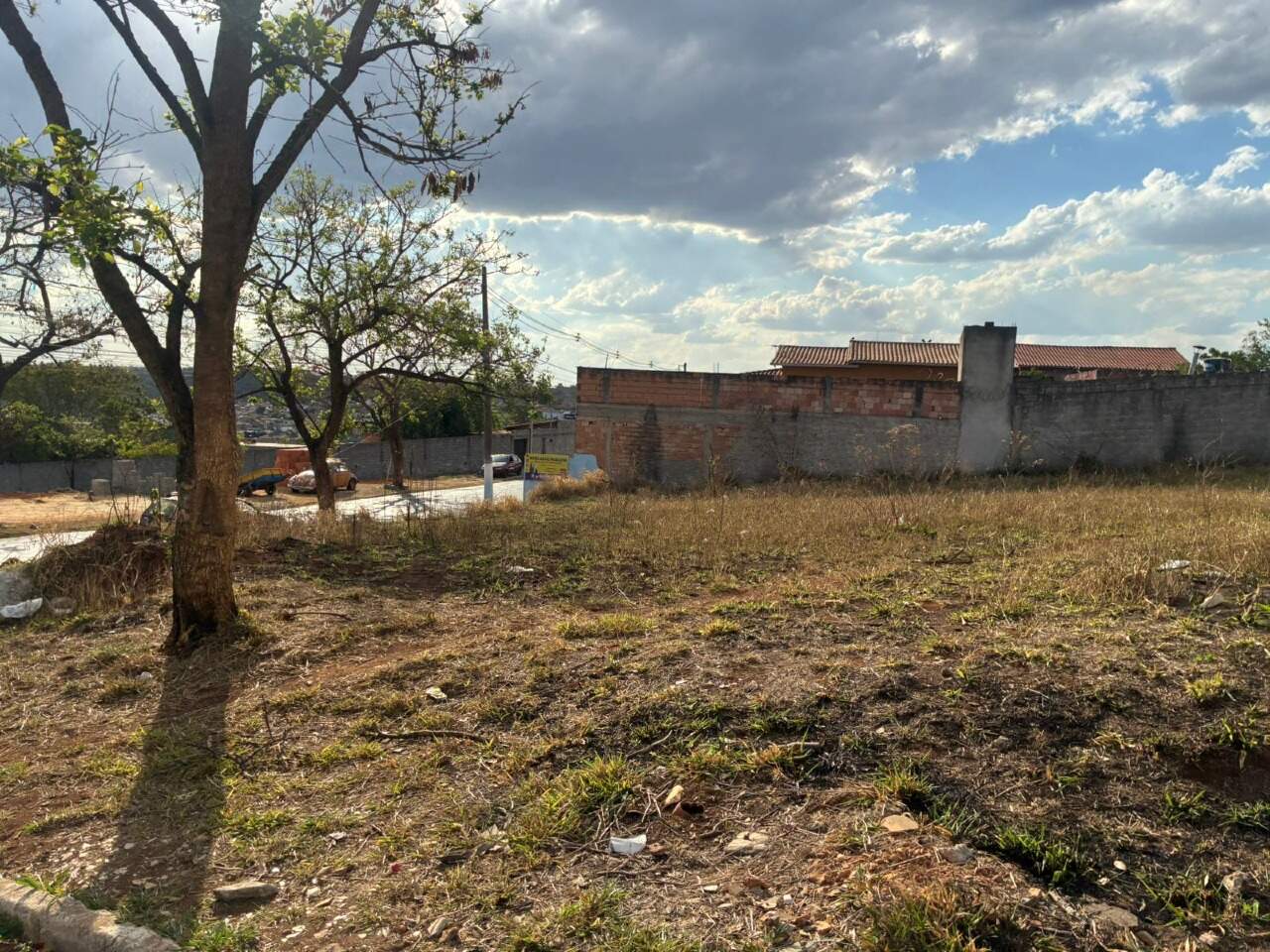 Lote à venda no Cruzeiro: 