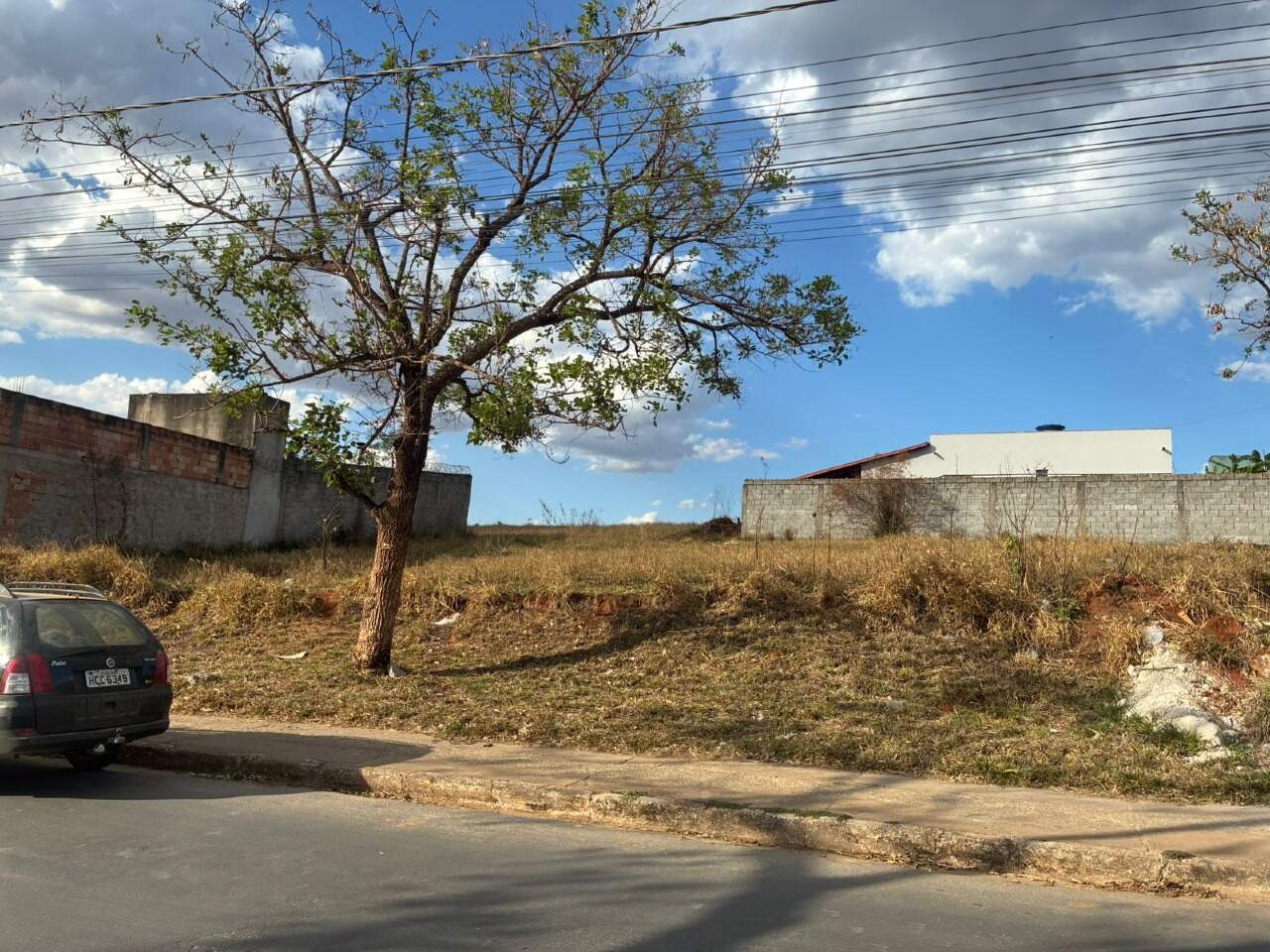 Lote à venda no Cruzeiro: 