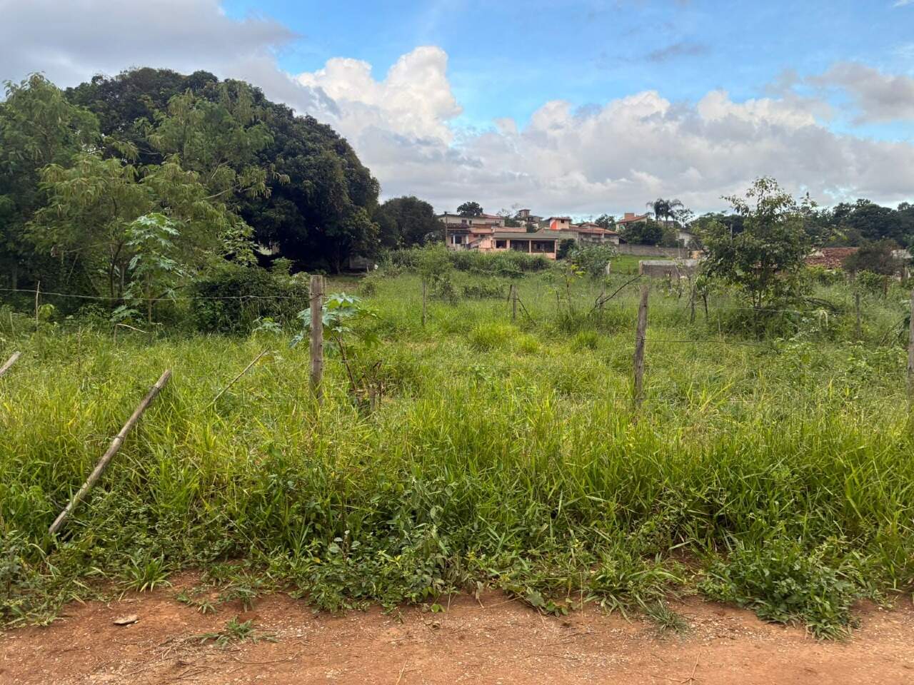 Lote à venda no Sao Sebastiao: 