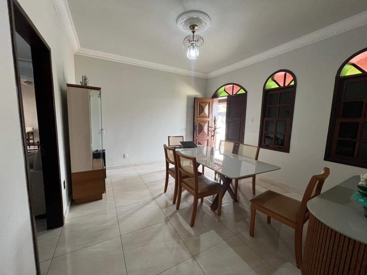 Casa à venda no Centro: 