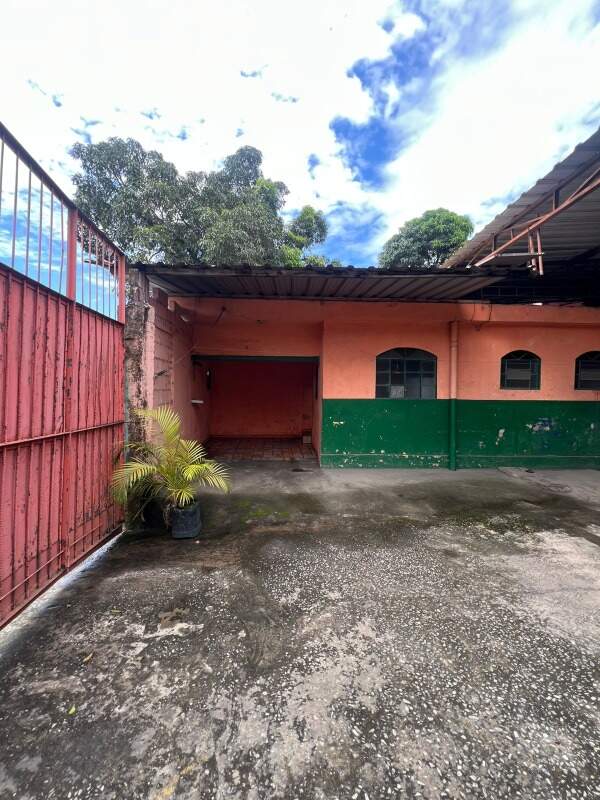Galpão à venda no Bom Jardim: 