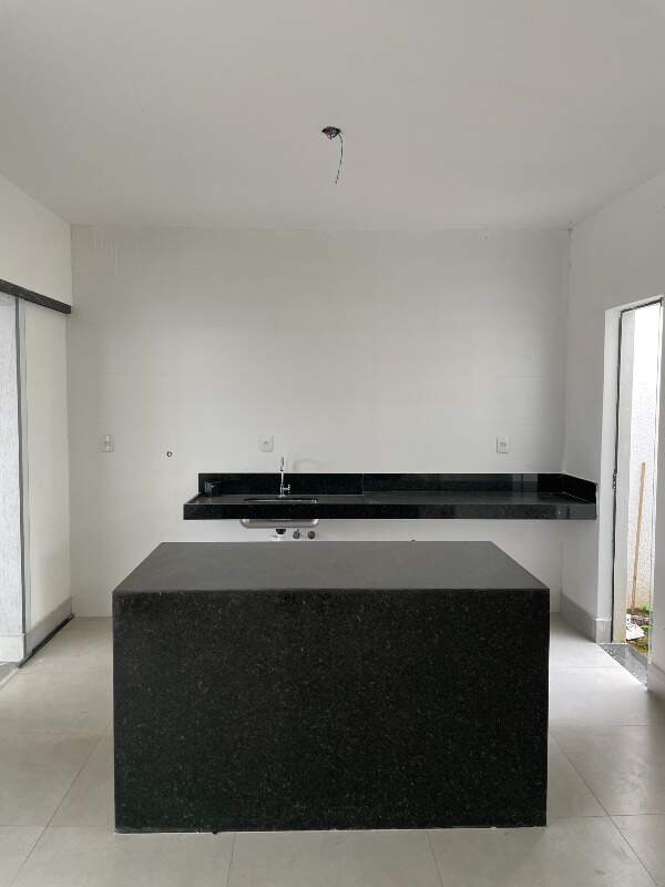 Casa à venda no Novo Campinho: 