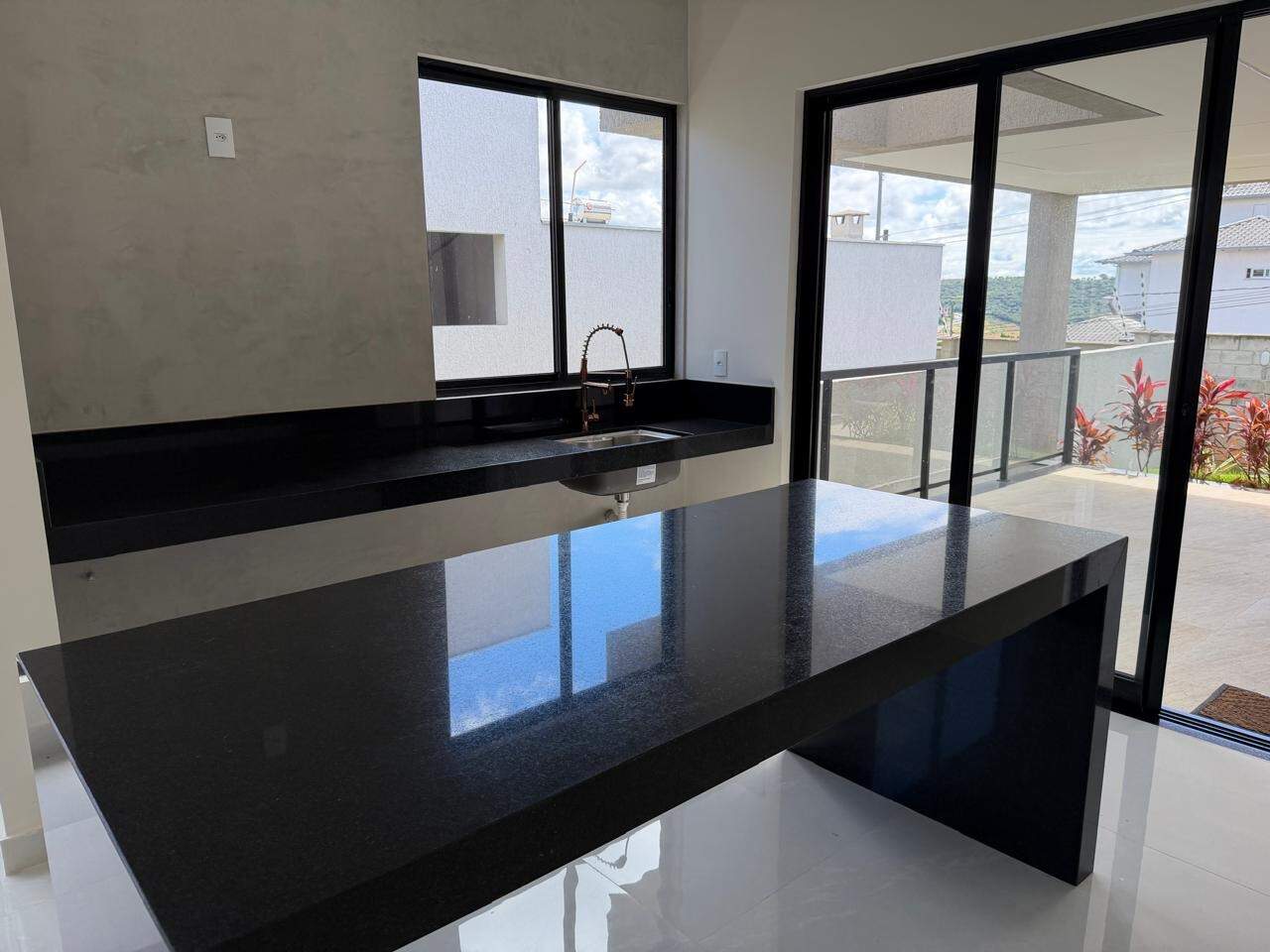 Casa à venda no Condomínio Villas Park l : 
