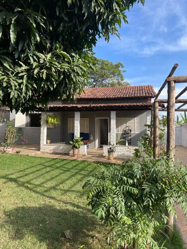 Casa à venda no Bom Jesus: 