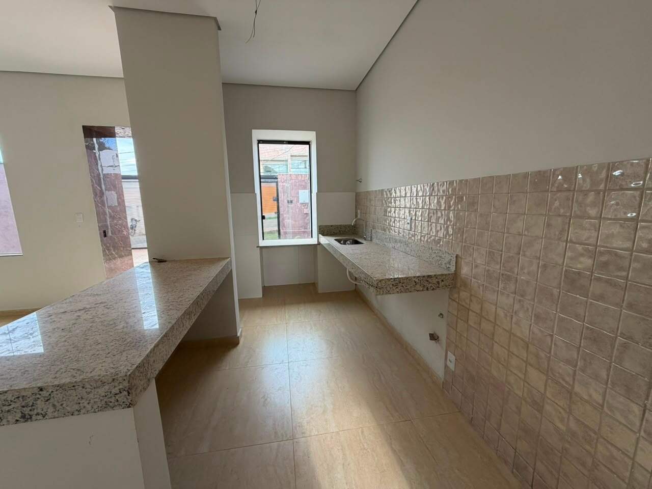 Casa à venda no Parque Andiara: 
