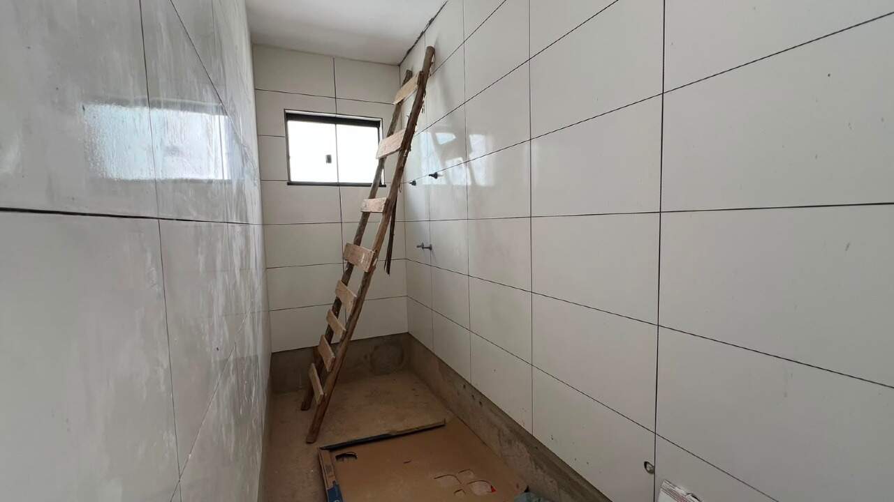 Casa à venda no PORTAL DAS ACACIAS : 