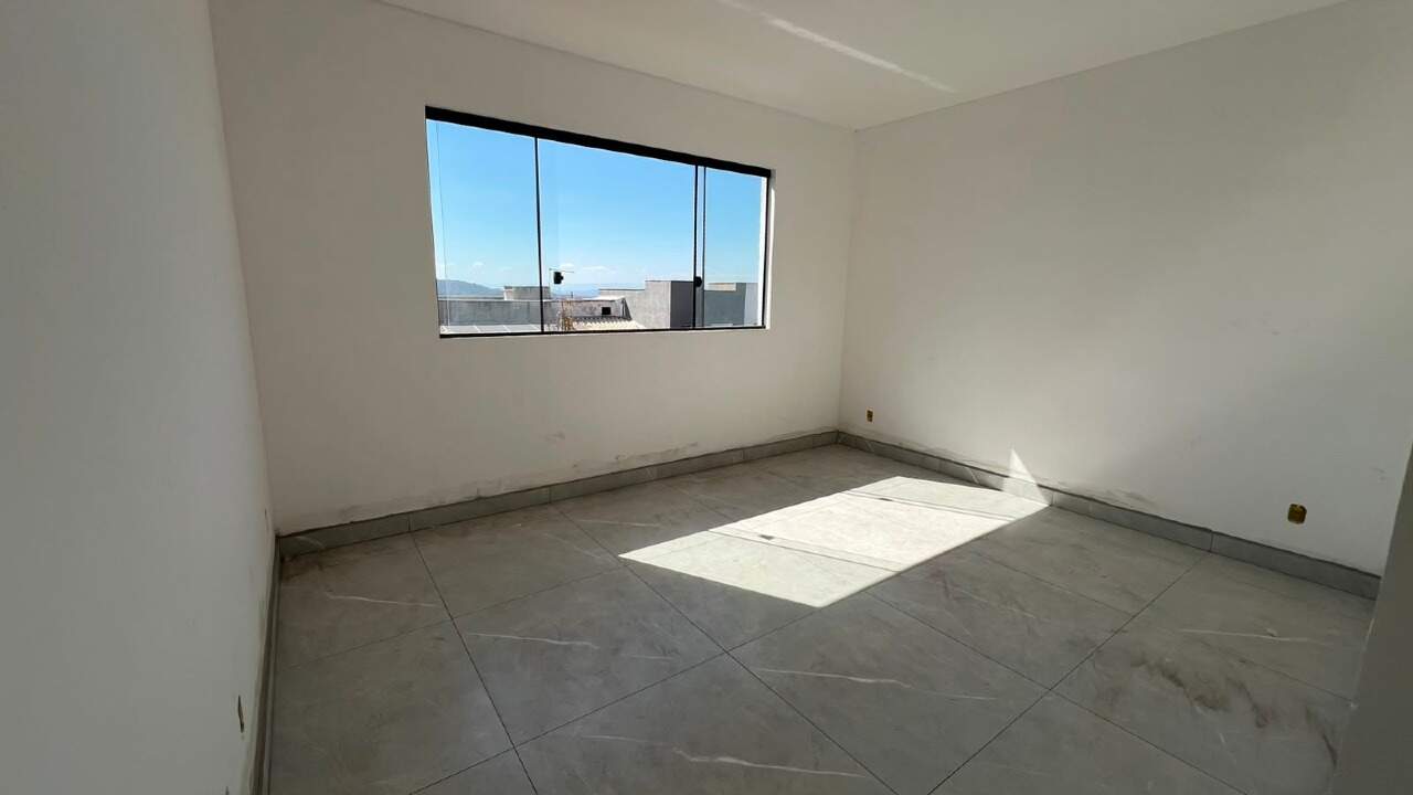 Casa à venda no PORTAL DAS ACACIAS : 