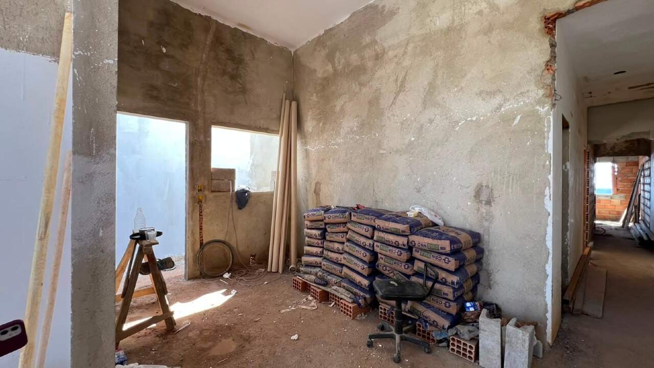 Casa à venda no PORTAL DAS ACACIAS : 