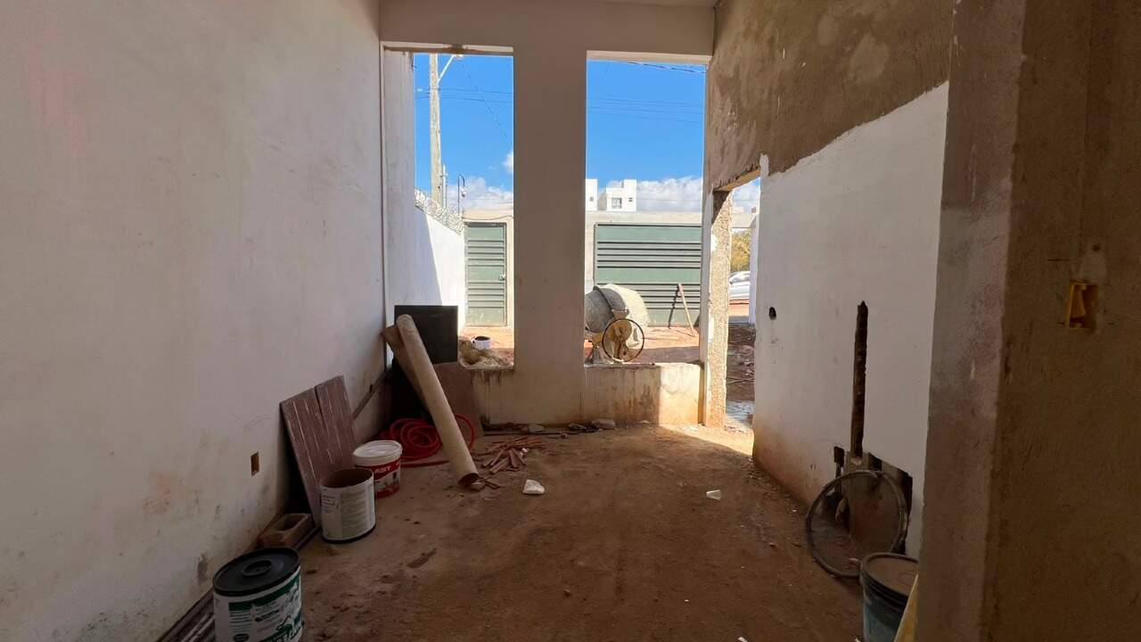 Casa à venda no PORTAL DAS ACACIAS : 