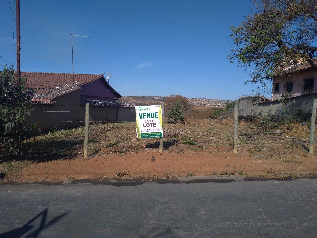 Lote à venda no Centro: 
