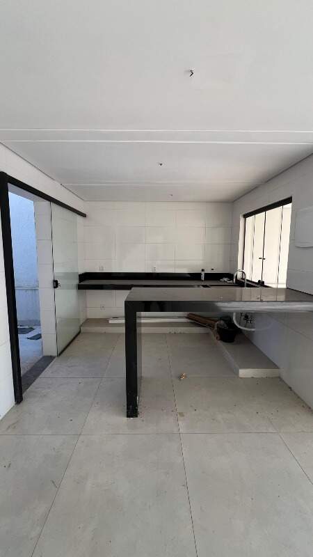 Casa à venda no Parque Andiara: 