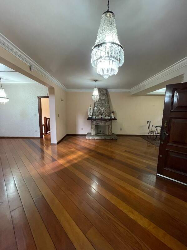 Casa à venda no Centro: 