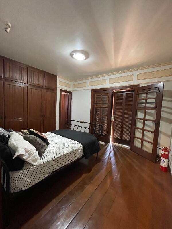Casa à venda no Centro: 