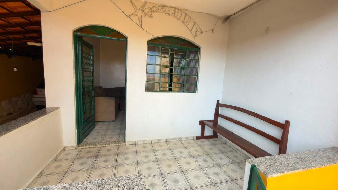 Casa à venda no Bom Jesus: 