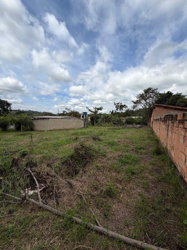 Lote à venda no Varzea do Solar: 
