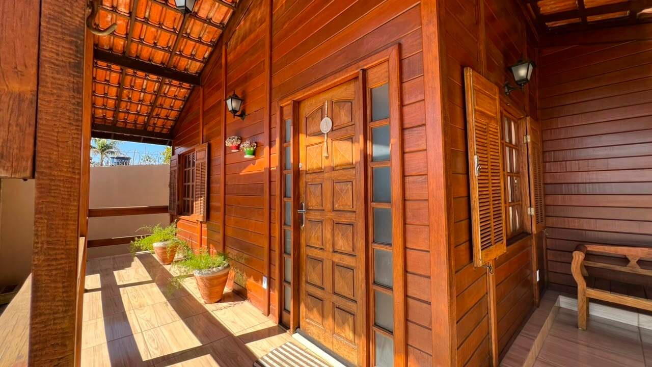 Casa à venda no Bom Jesus: 