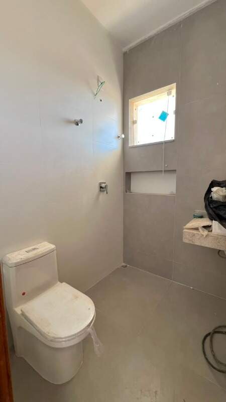 Casa de 2 pavimentos à venda no Sonia Romanelli: 
