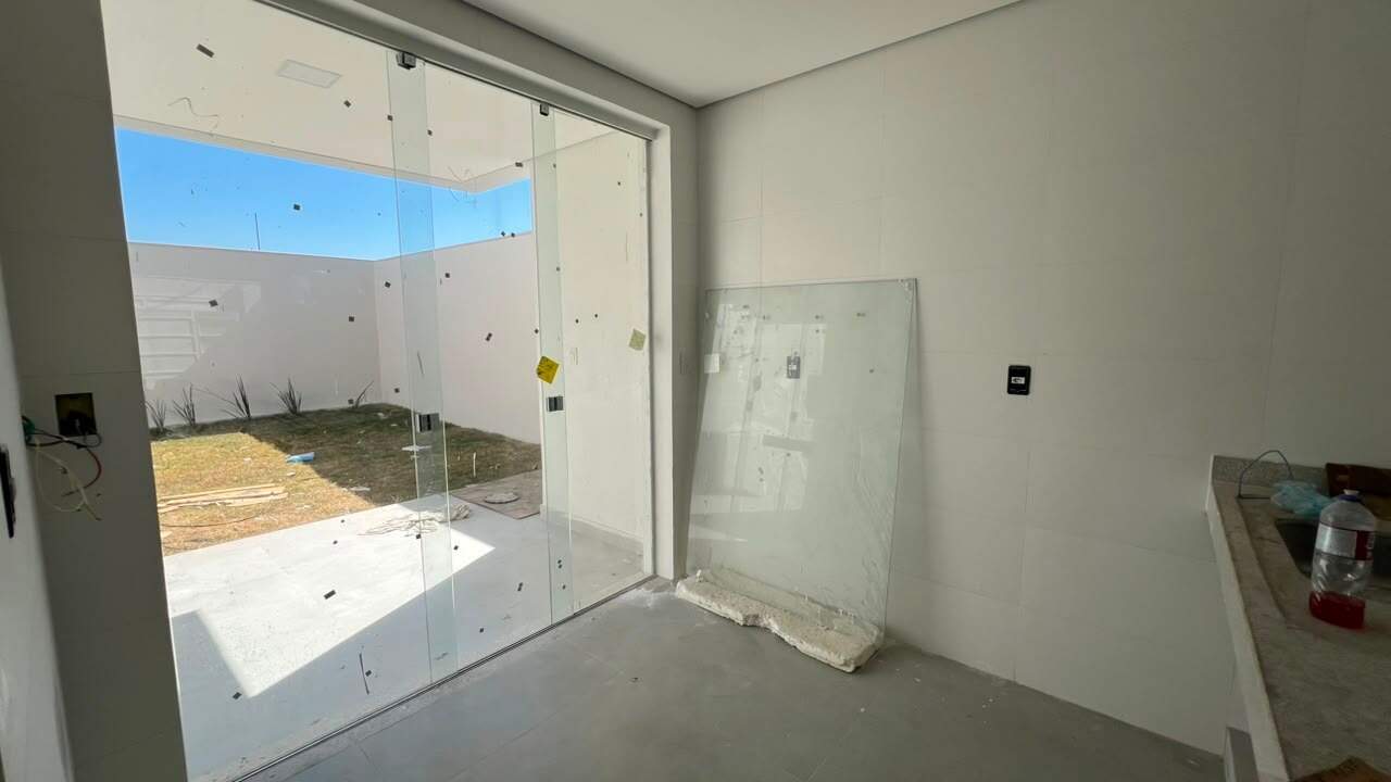 Casa de 2 pavimentos à venda no Sonia Romanelli: 