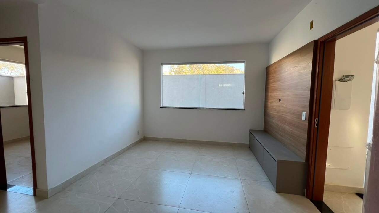 Apartamento à venda no PARQUE ANDYARA: SALA 