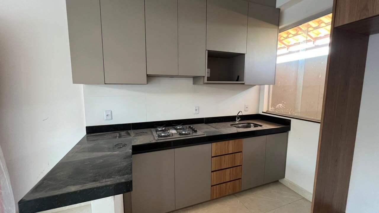Apartamento à venda no PARQUE ANDYARA: COZINHA