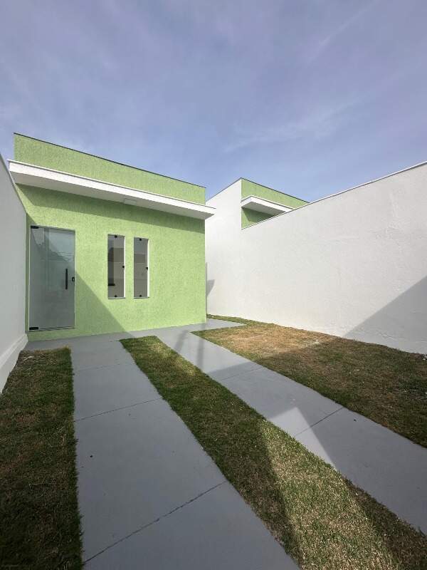 Casa à venda no HIBISCOS: 