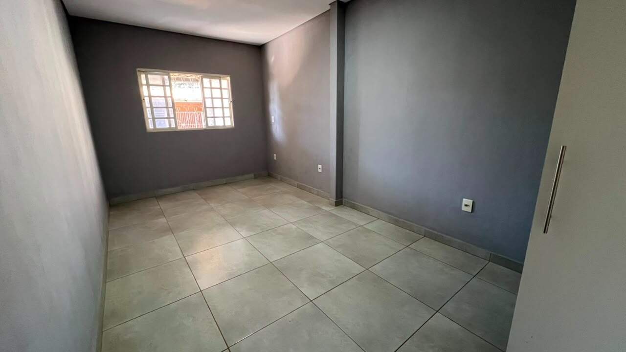 Casa de 2 pavimentos à venda no Represa: QUARTO C/ SUITE