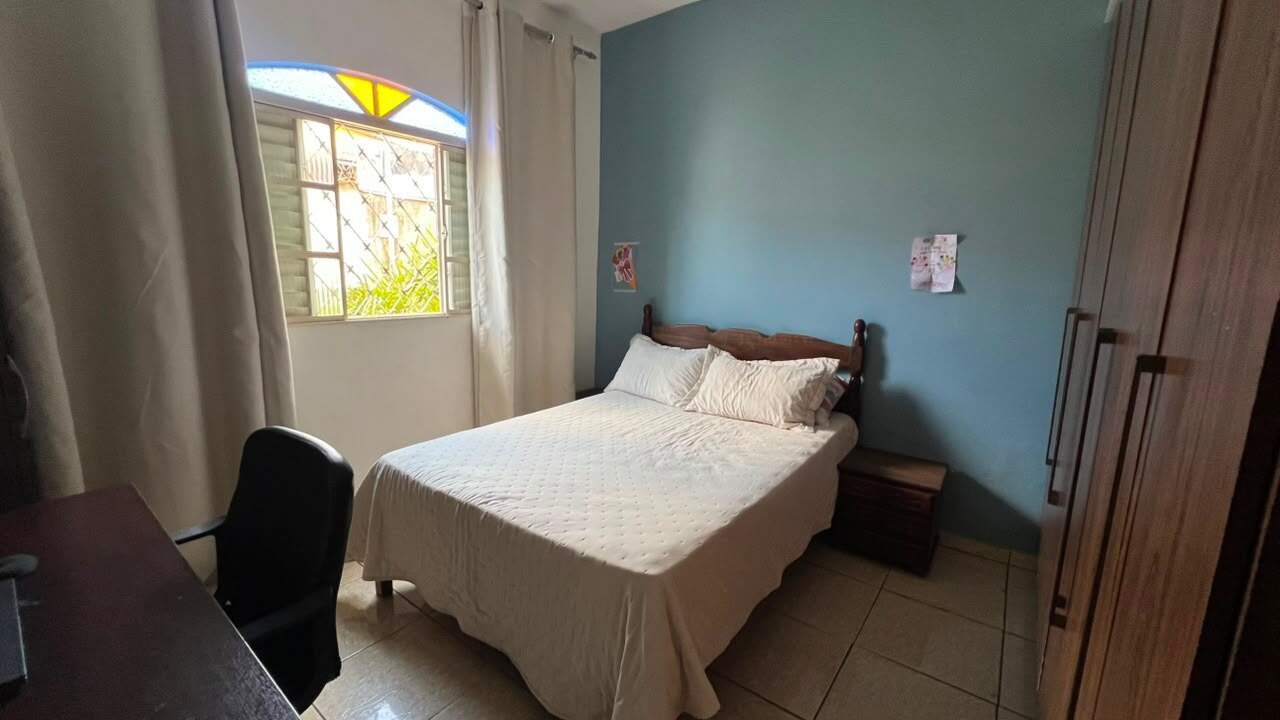 Casa à venda no Bom Jesus: 