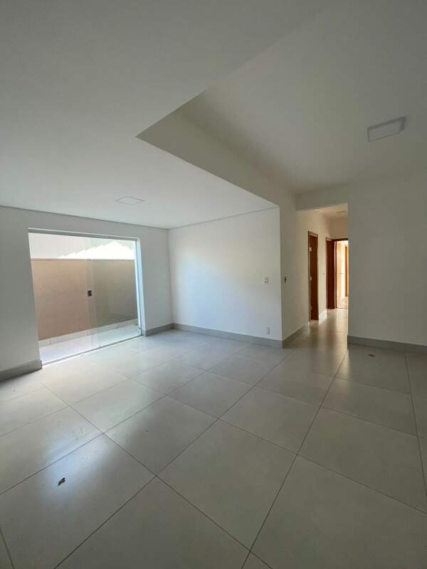 Apartamento para aluguel no Parque Andyara: 