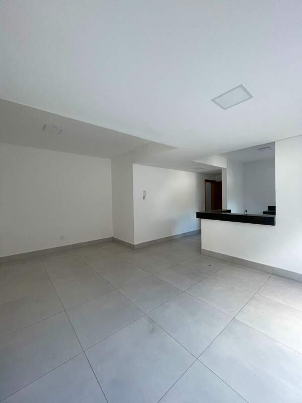 Apartamento para aluguel no Parque Andyara: 