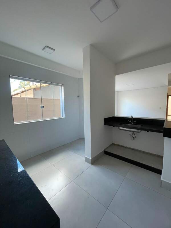 Apartamento para aluguel no Parque Andyara: 