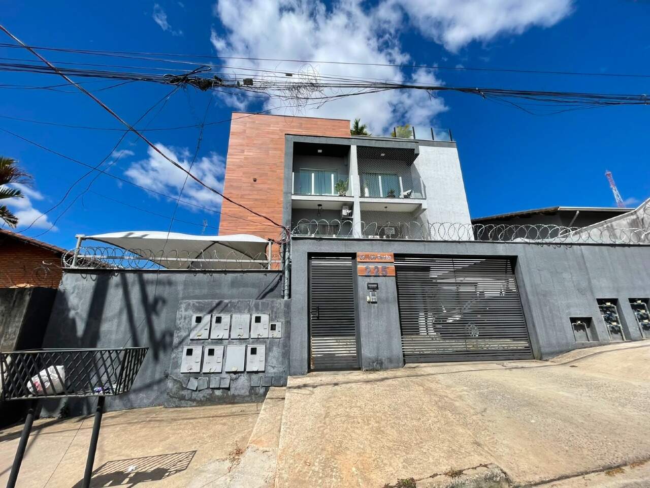 Apartamento para aluguel no Parque Andyara: 
