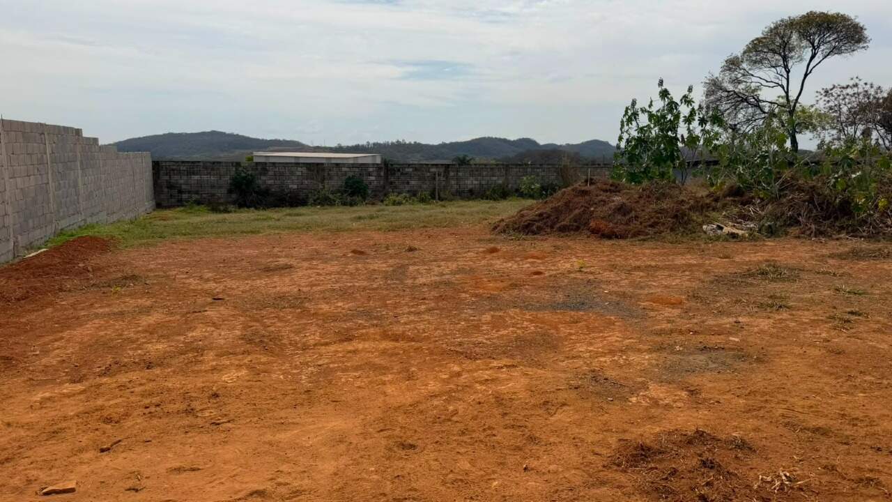 Lote à venda no Centro: 