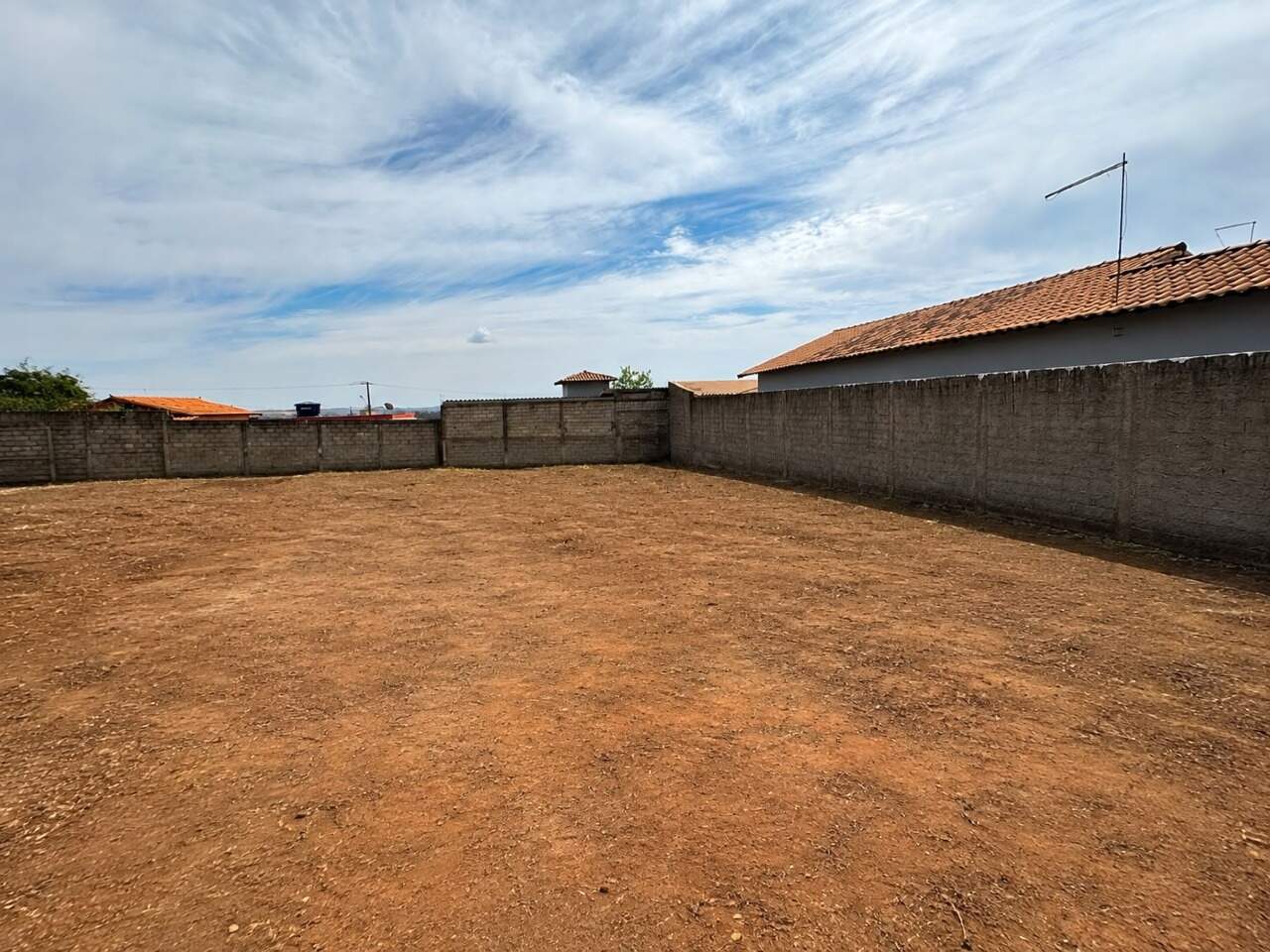 Lote à venda no São José: 