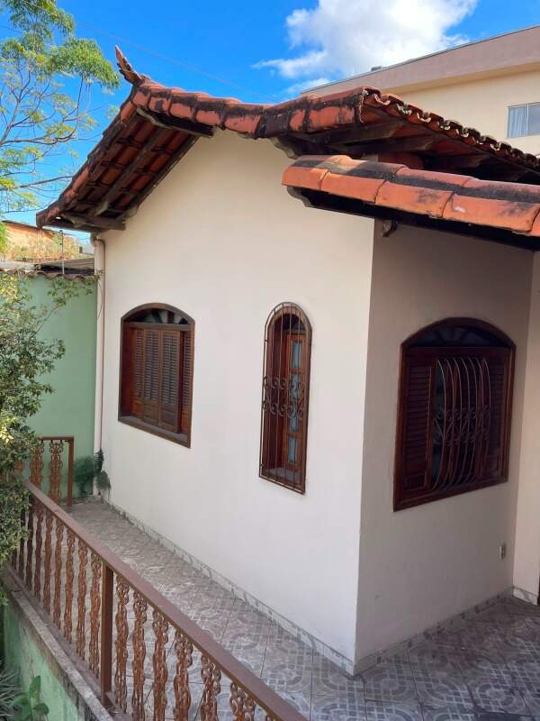 Casa para aluguel no Centro: 