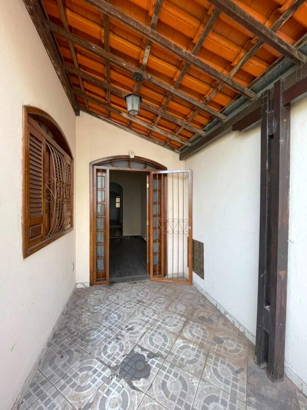 Casa para aluguel no Centro: 