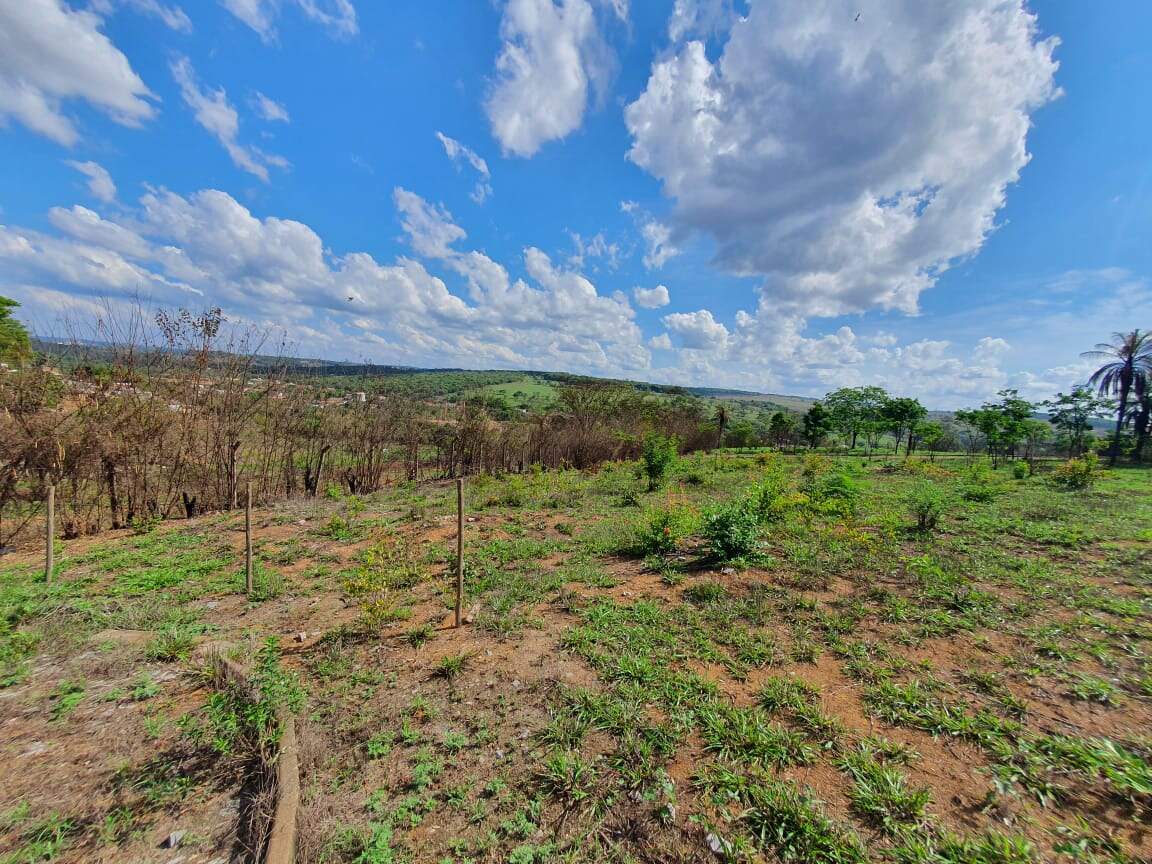Lote à venda no Residencial das Bougainvilles: 