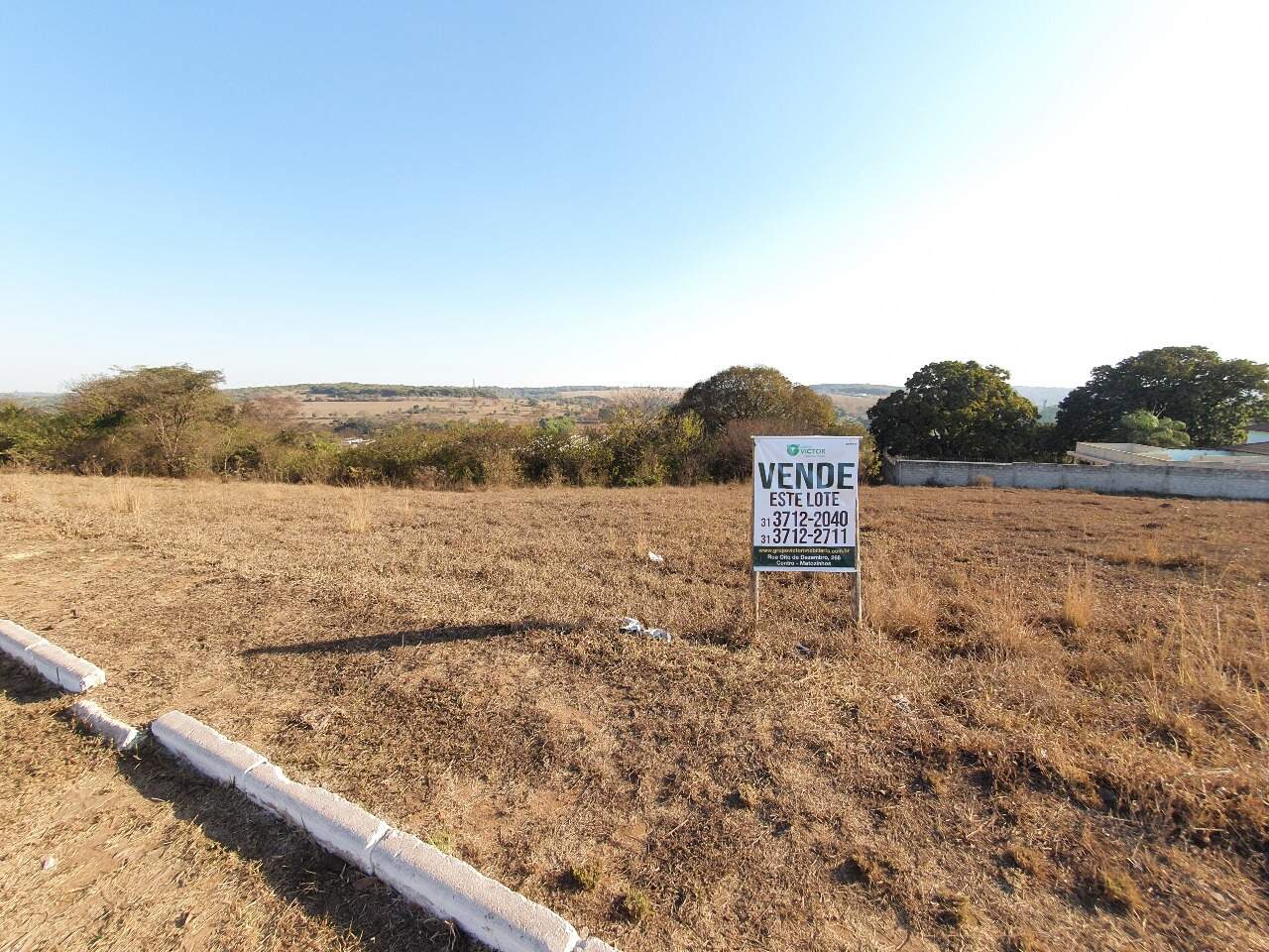 Lote à venda no Residencial das Bougainvilles: 