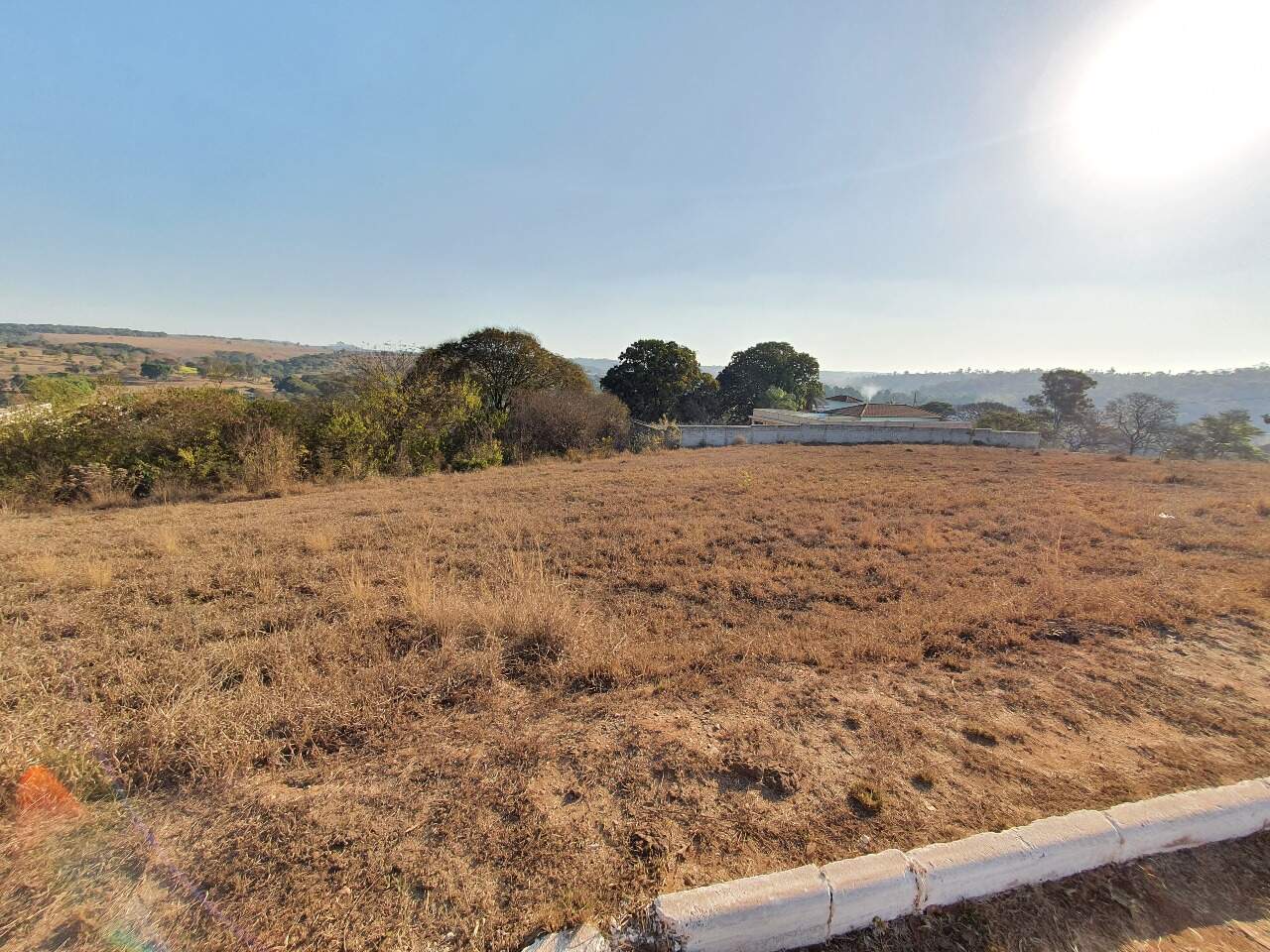 Lote à venda no Residencial das Bougainvilles: 