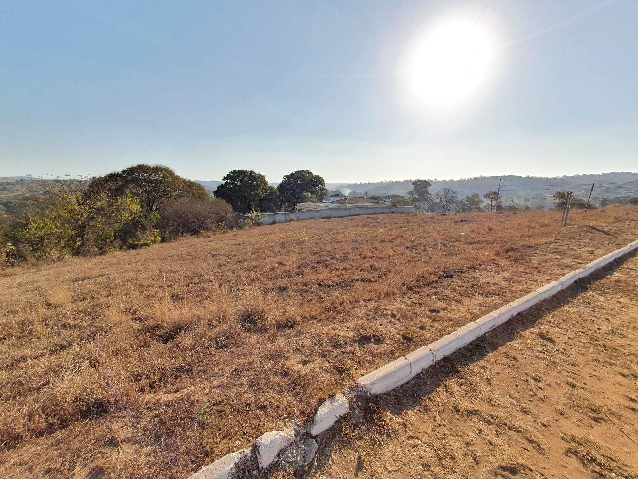Lote à venda no Residencial das Bougainvilles: 