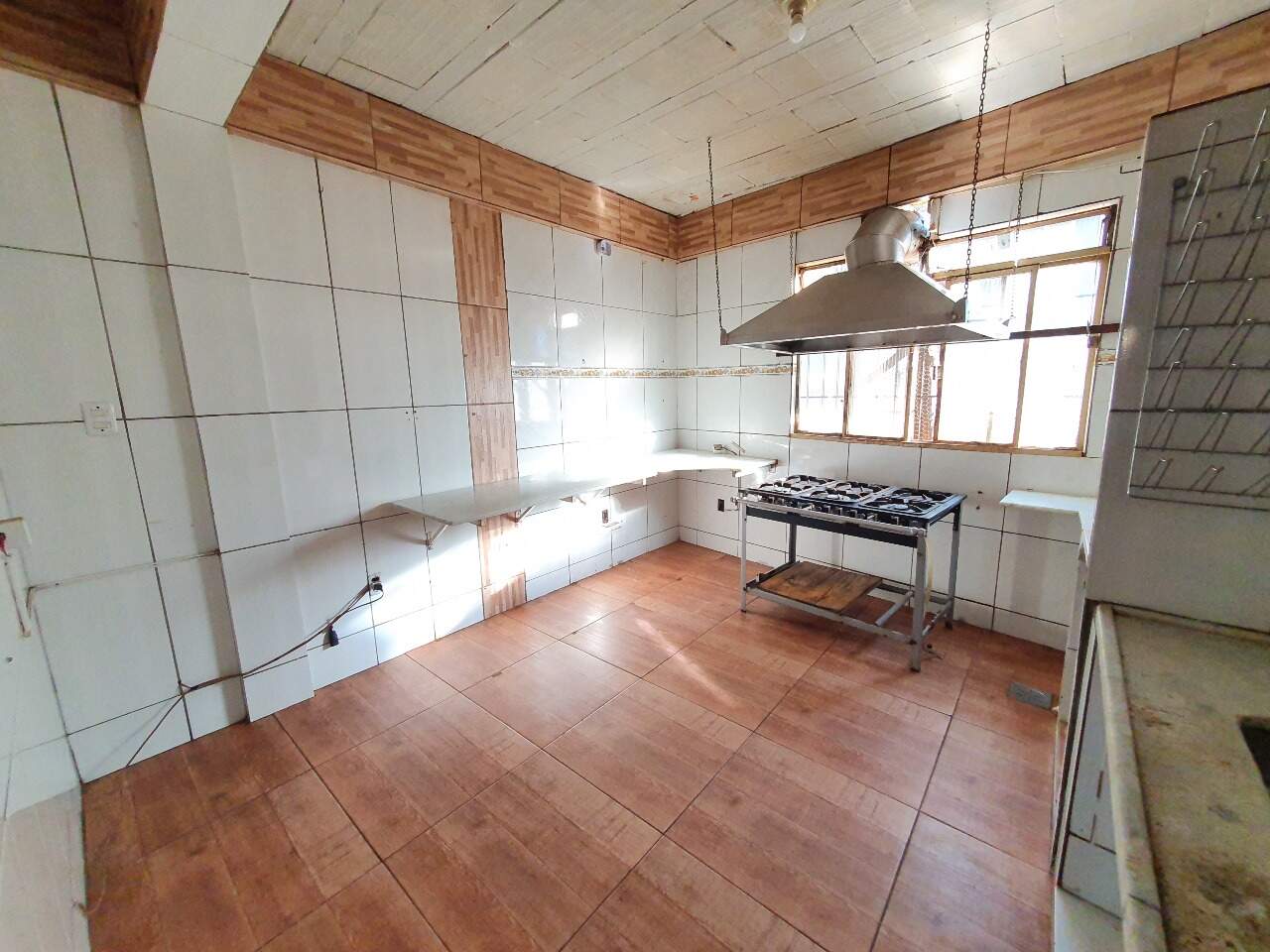 Ponto Comercial à venda no Peri-Peri: 