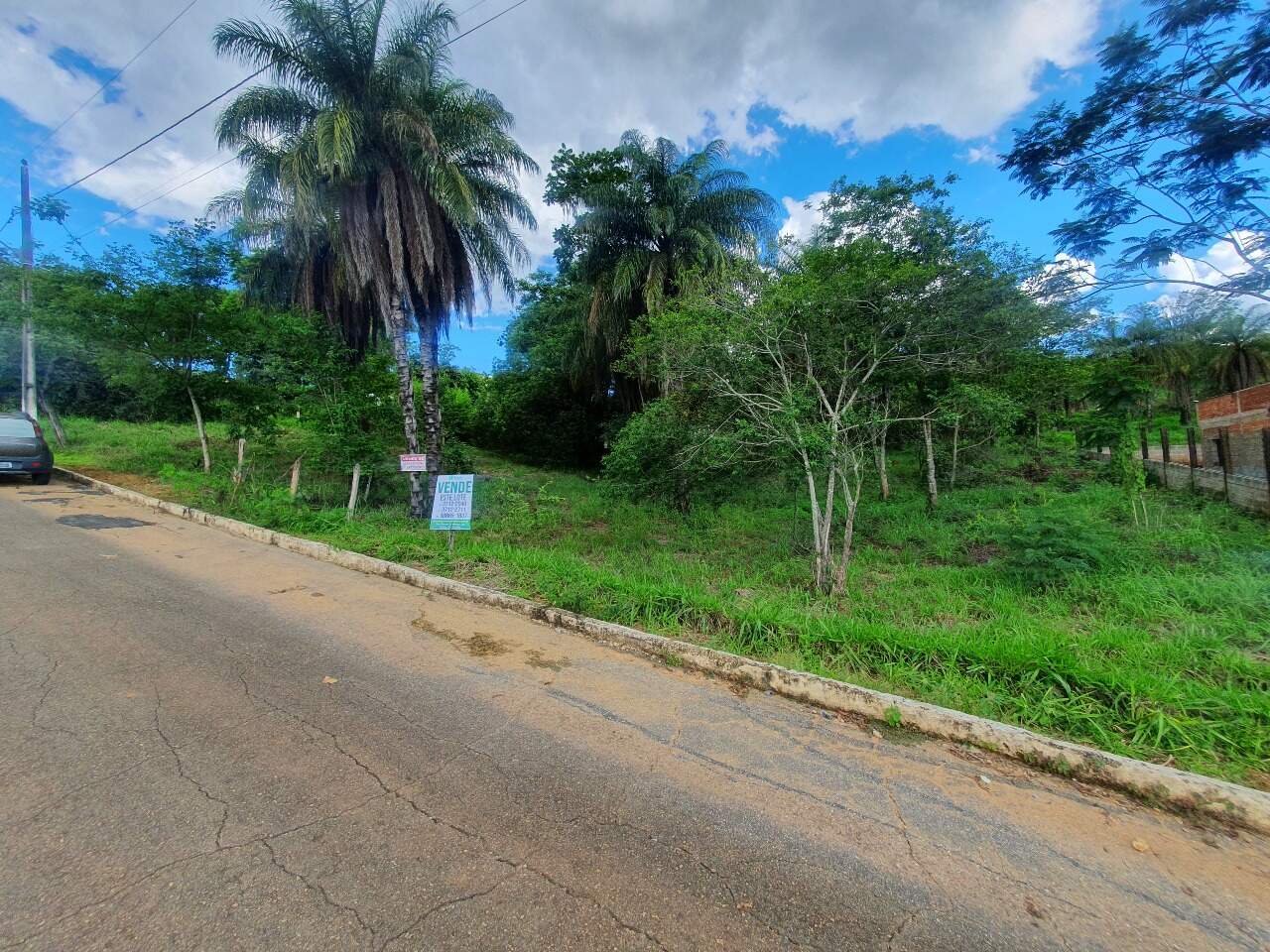 Lote à venda no Cond. Represa Ville - Represa: 