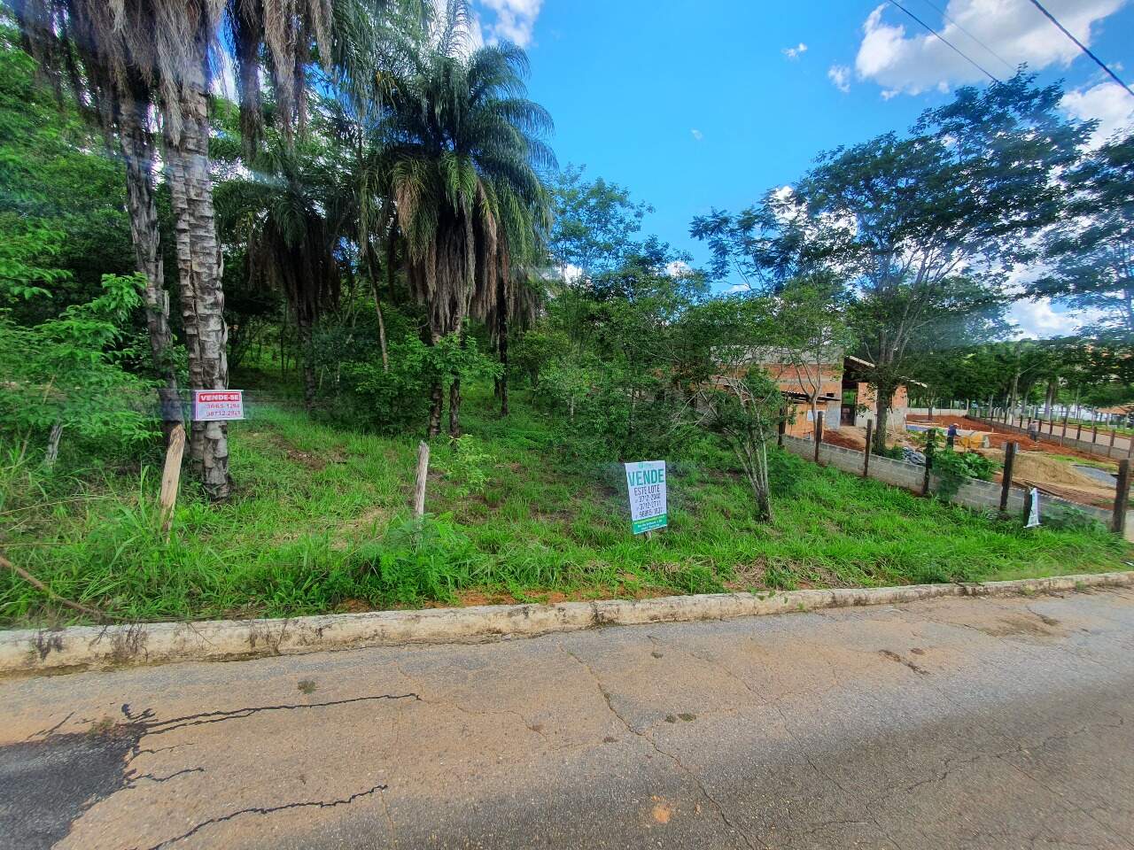 Lote à venda no Cond. Represa Ville - Represa: 