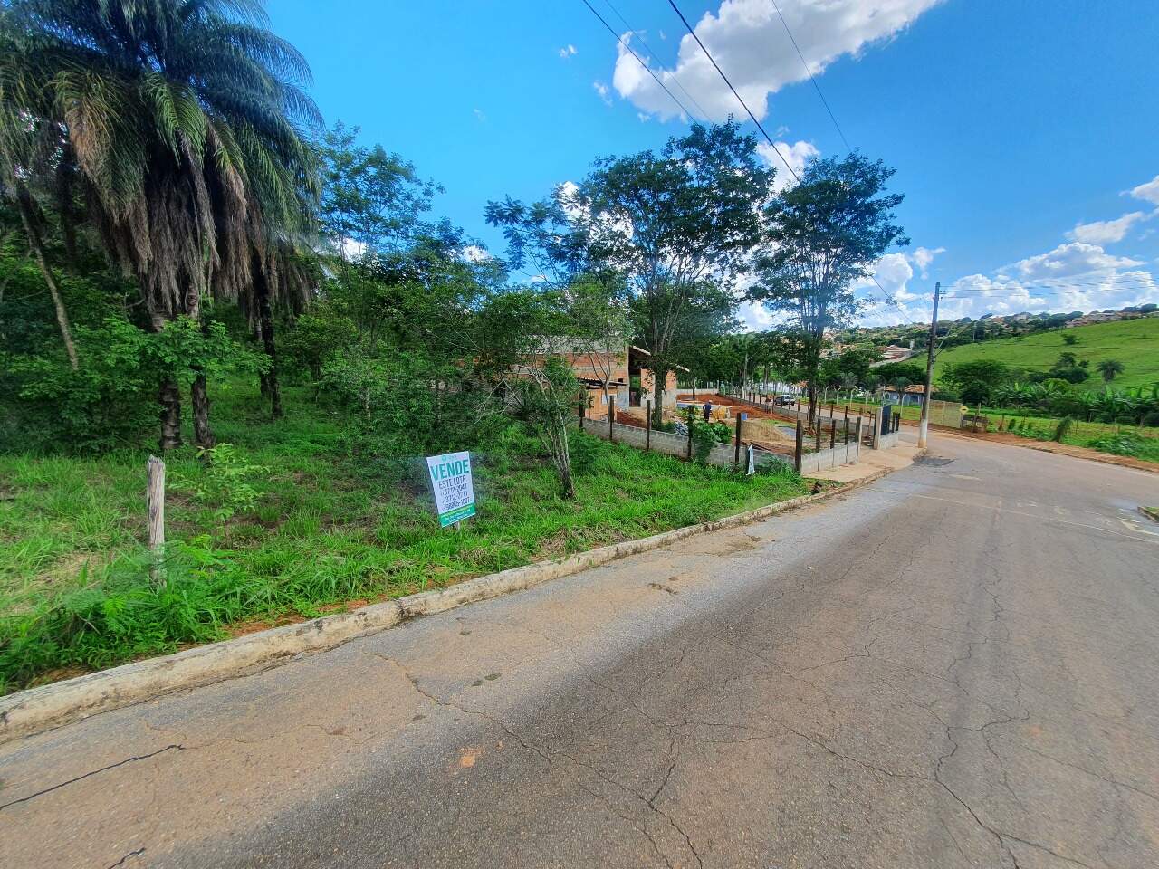 Lote à venda no Cond. Represa Ville - Represa: 